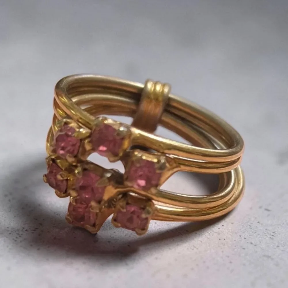 Vintage Gold Tone Pink Rhinestone Cocktail Ring, Size 6 Multi Band Retro Ring